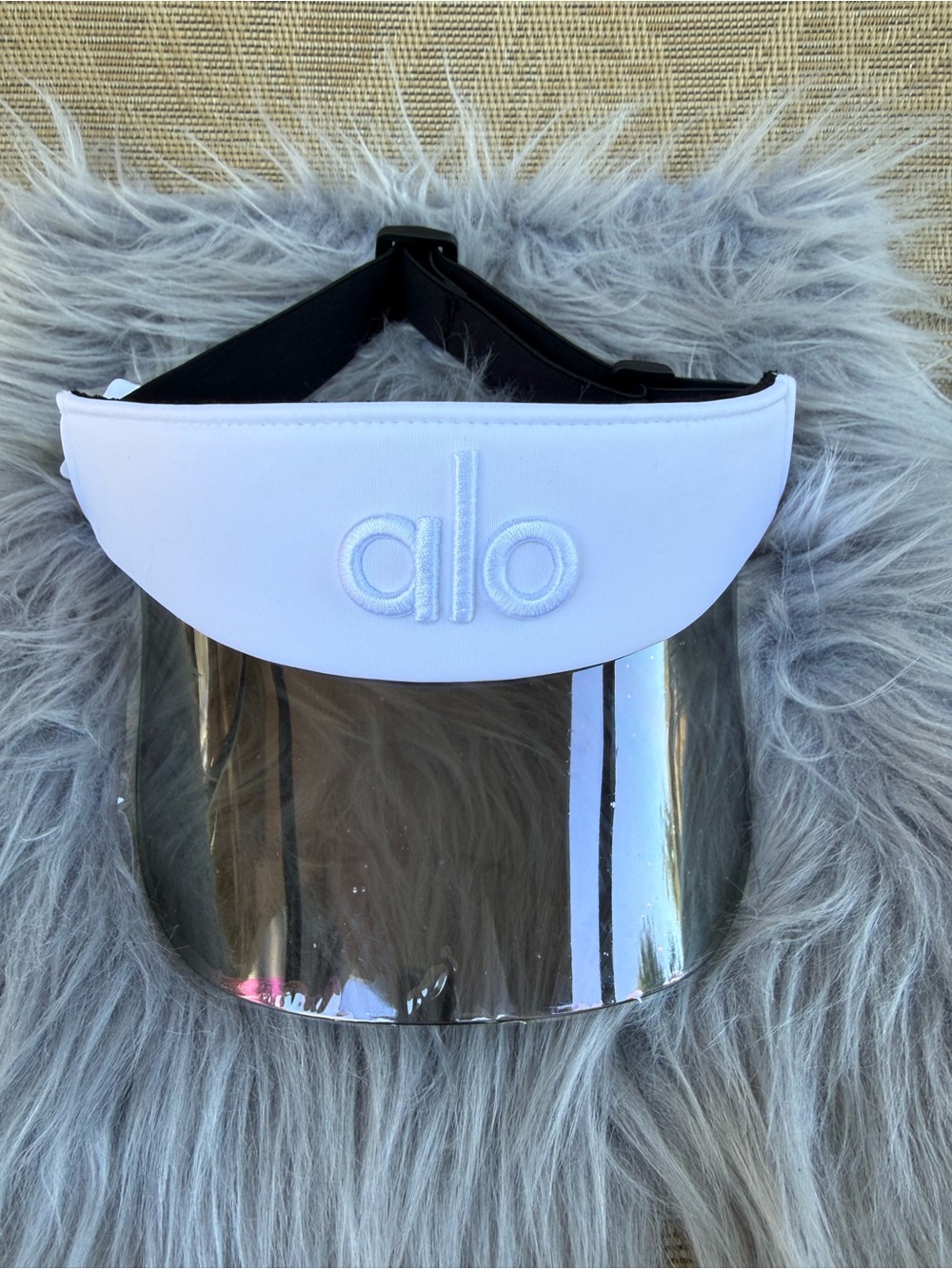 ALO Airlift Solar Visor in White